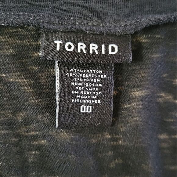 Torrid Women's Black Burnout V-neck Short Sleeve Pullover Top - Picture 5 of 13